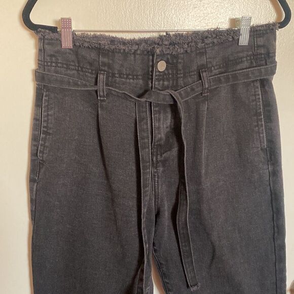 REDIAL- Paper-bag waisted raw hem cut-off jeans- faded black/grey- Size 12 - Picture 2 of 11